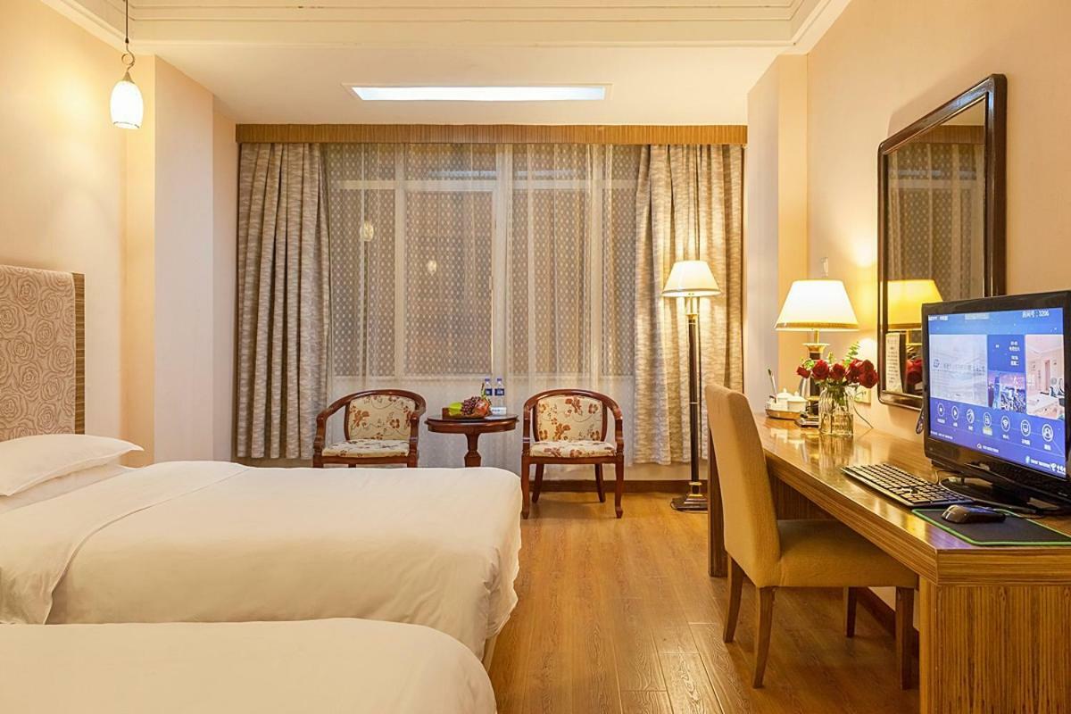 Xiamen Huaqiao Hotel Exteriör bild