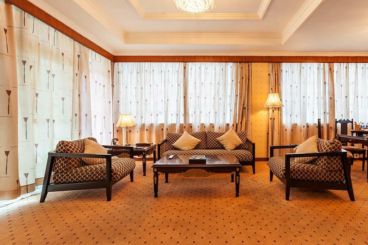 Xiamen Huaqiao Hotel Exteriör bild