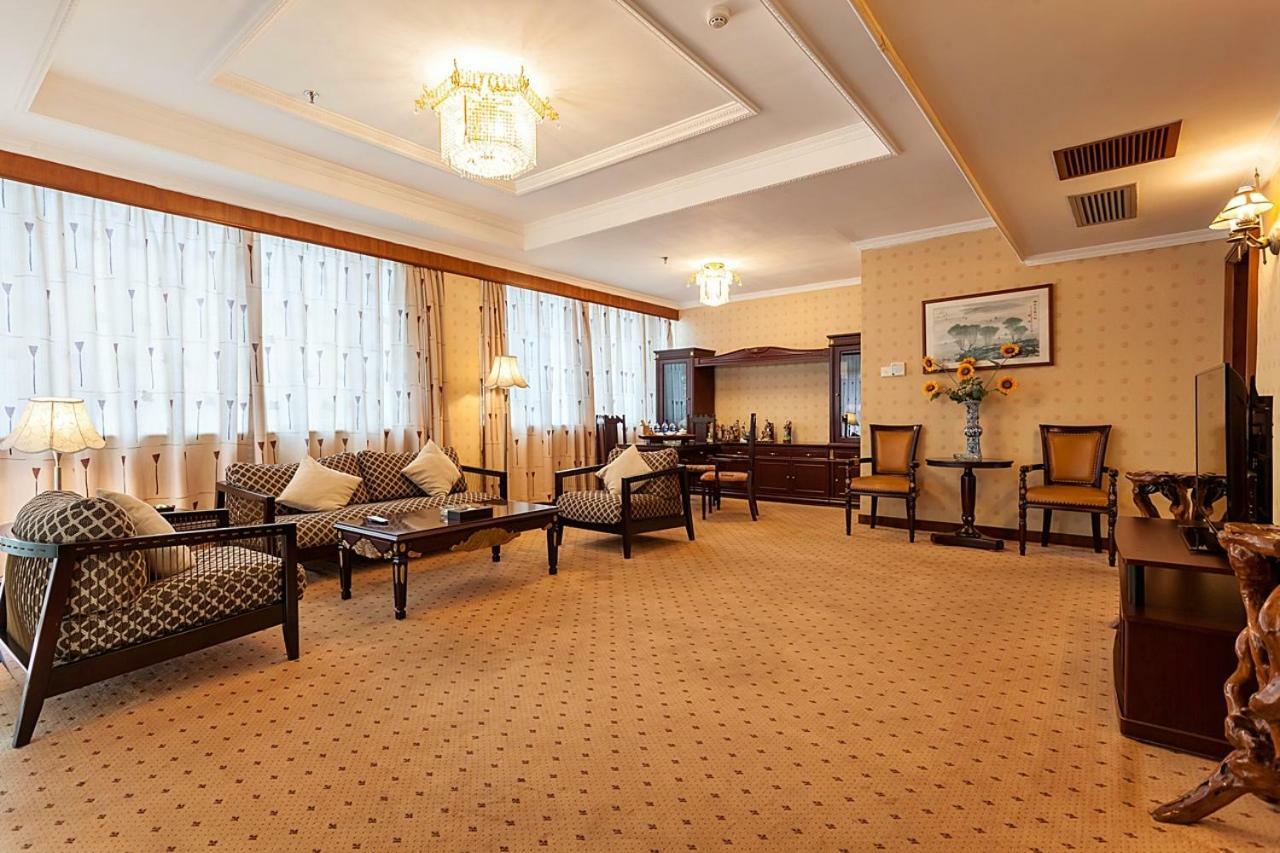 Xiamen Huaqiao Hotel Exteriör bild